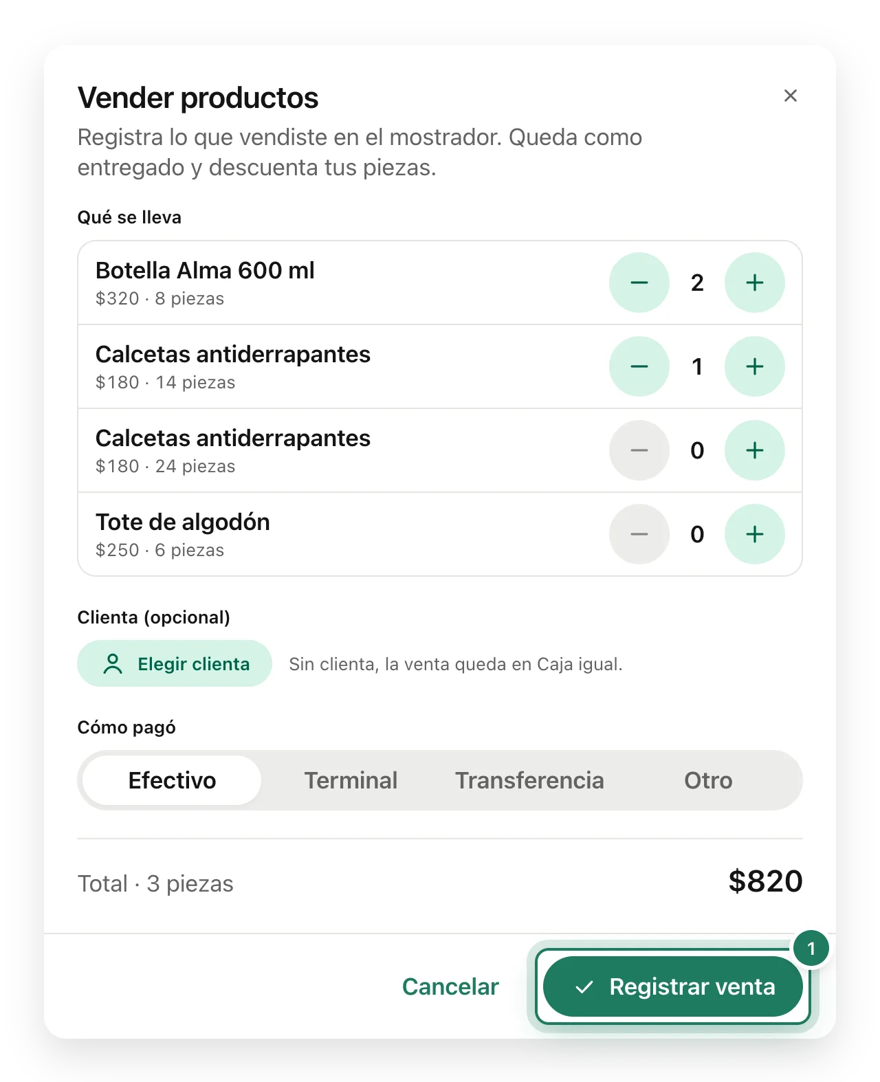 El cuadro Vender productos con unas calcetas y dos botellas de agua, pago en efectivo y el botón Registrar venta resaltado.