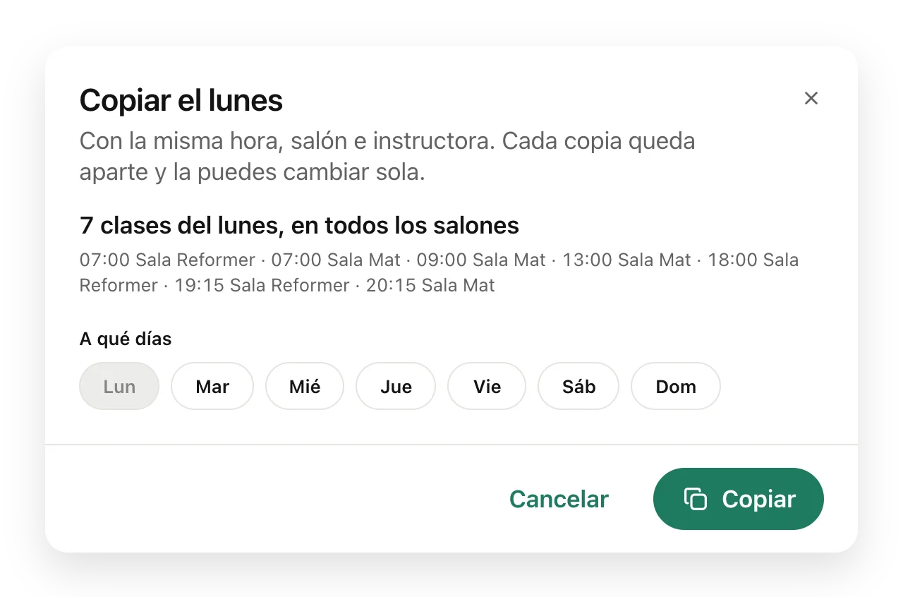 El cuadro Copiar el lunes con las siete clases del día y los días de la semana para elegir a cuáles copiarlas.