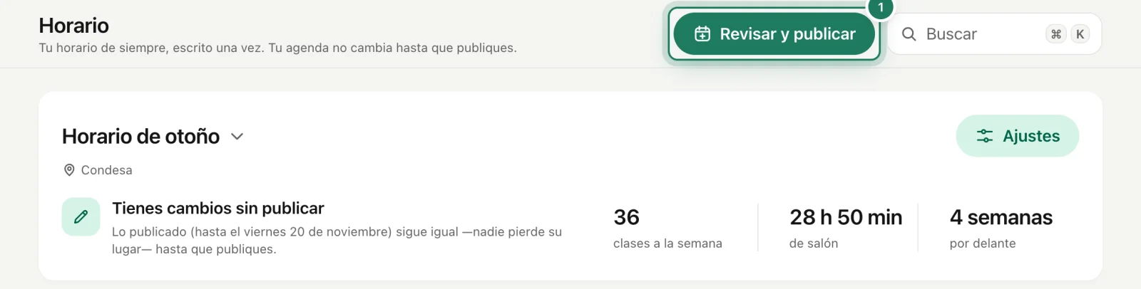 El encabezado de Horario con el botón Revisar y publicar resaltado.