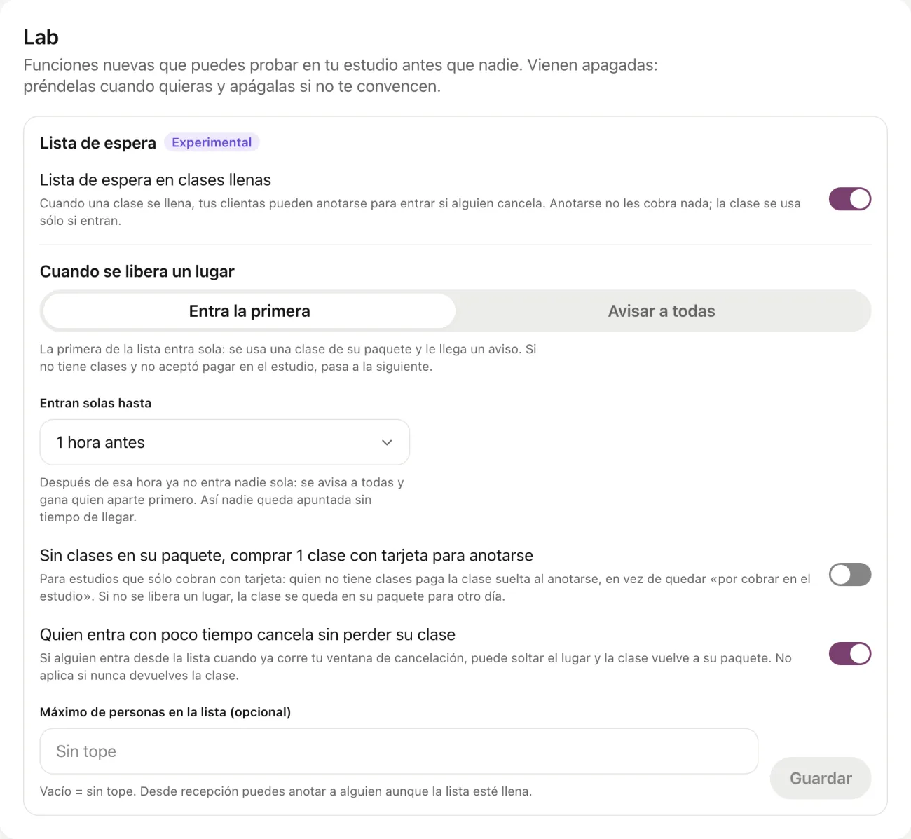 La sección Lab de Estudio con la lista de espera encendida y sus opciones: cómo entra la gente, hasta cuándo, compra con tarjeta y tope.