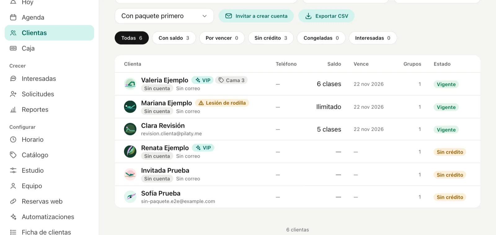 La lista de Clientas de un estudio de ejemplo con etiquetas junto a los nombres y el filtro por etiqueta.